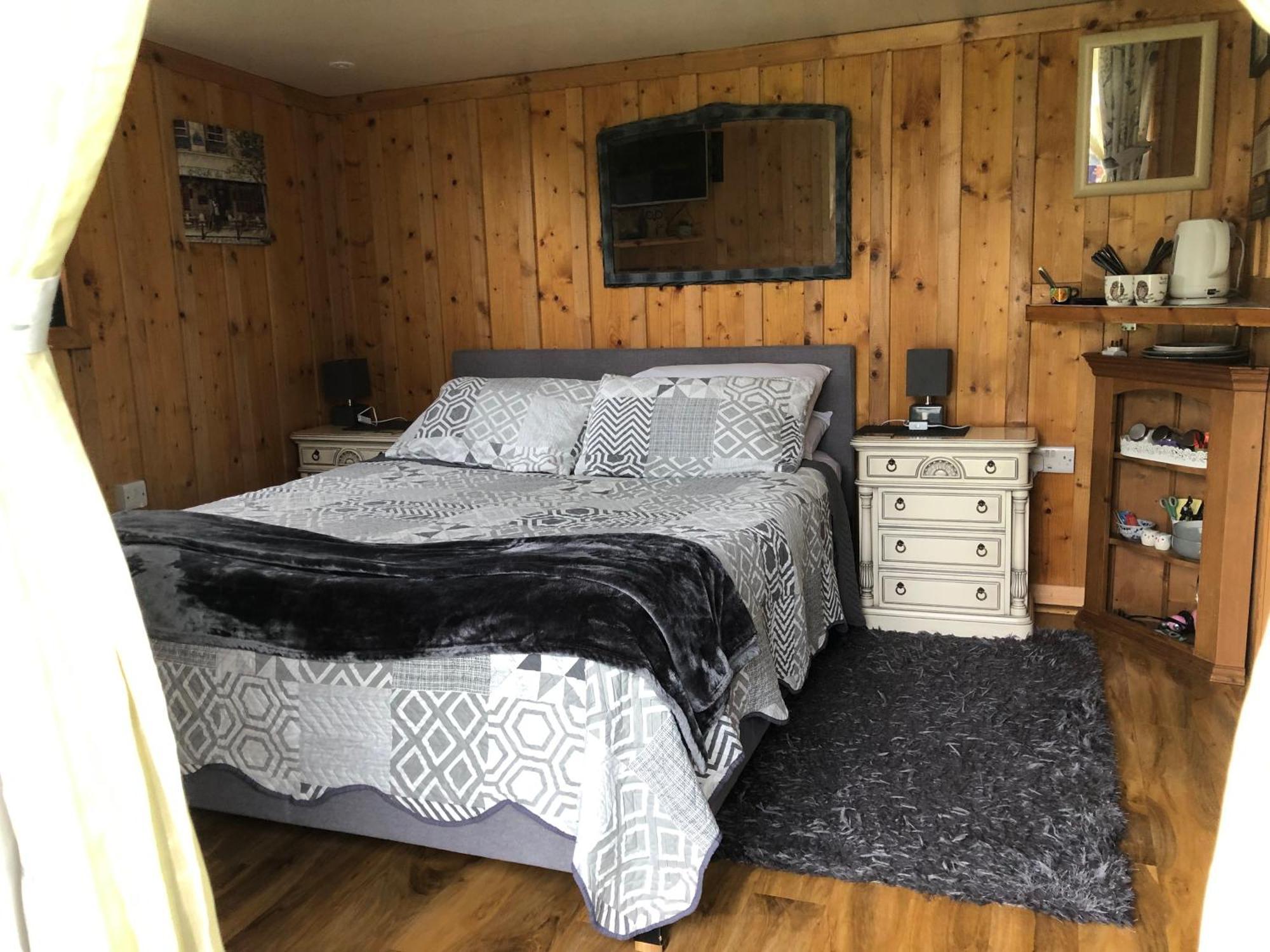 Owly 'Ouse Bed & Breakfast Barnstaple Bagian luar foto