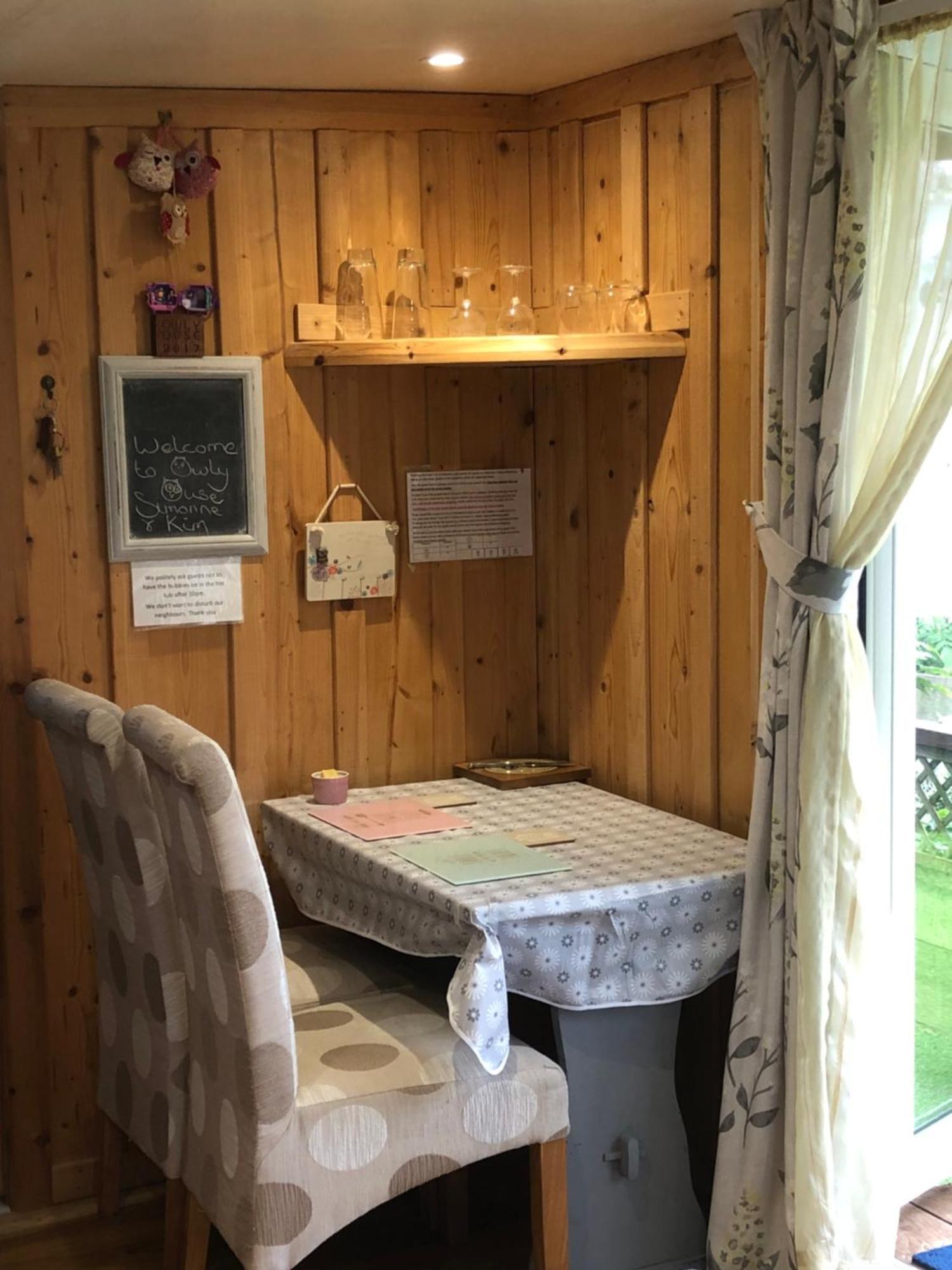 Owly 'Ouse Bed & Breakfast Barnstaple Bagian luar foto
